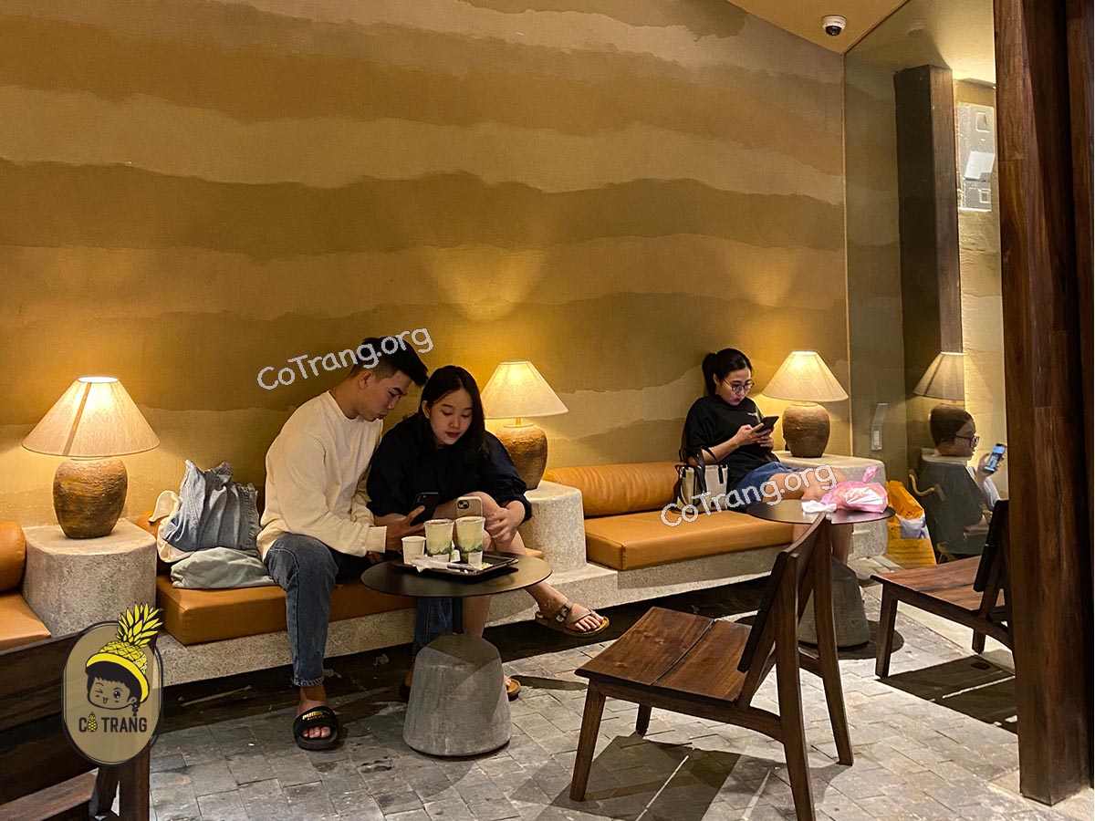 Không gian tại Phê La Đà Nẵng - 35 Nguyễn Văn Linh