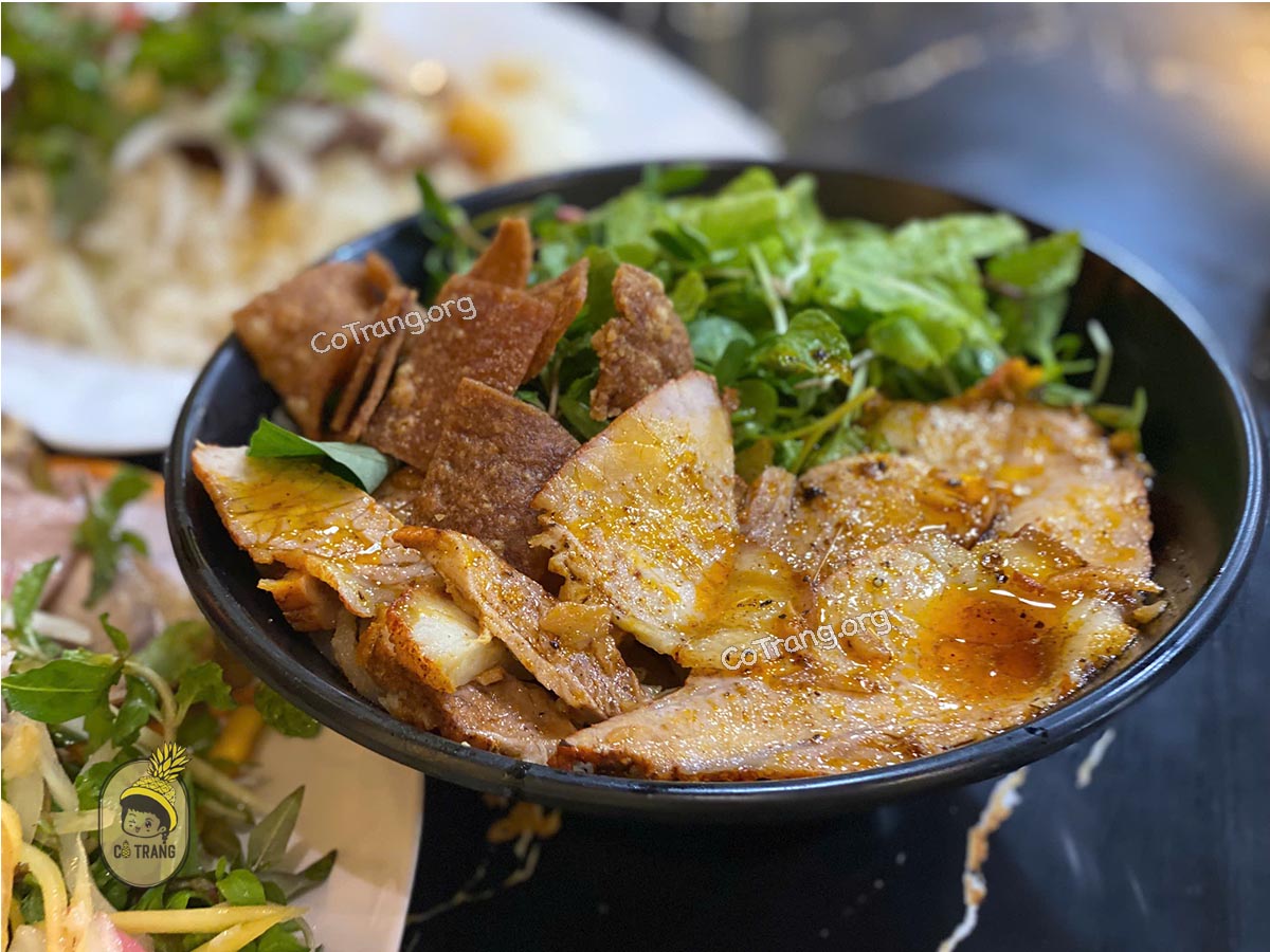 Menu Cơm gà Nga Hội An