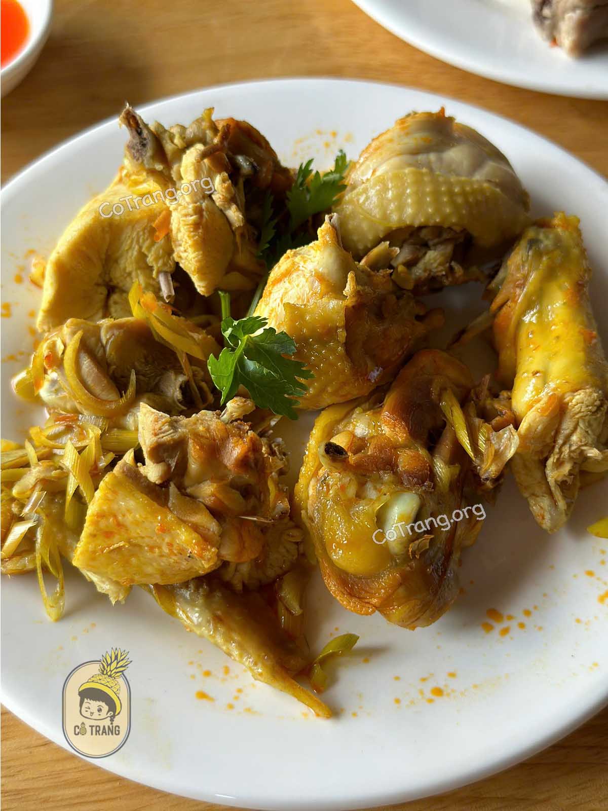 Menu và món ăn tại Cơm Gà Dông Ưng 2 Gia Lai