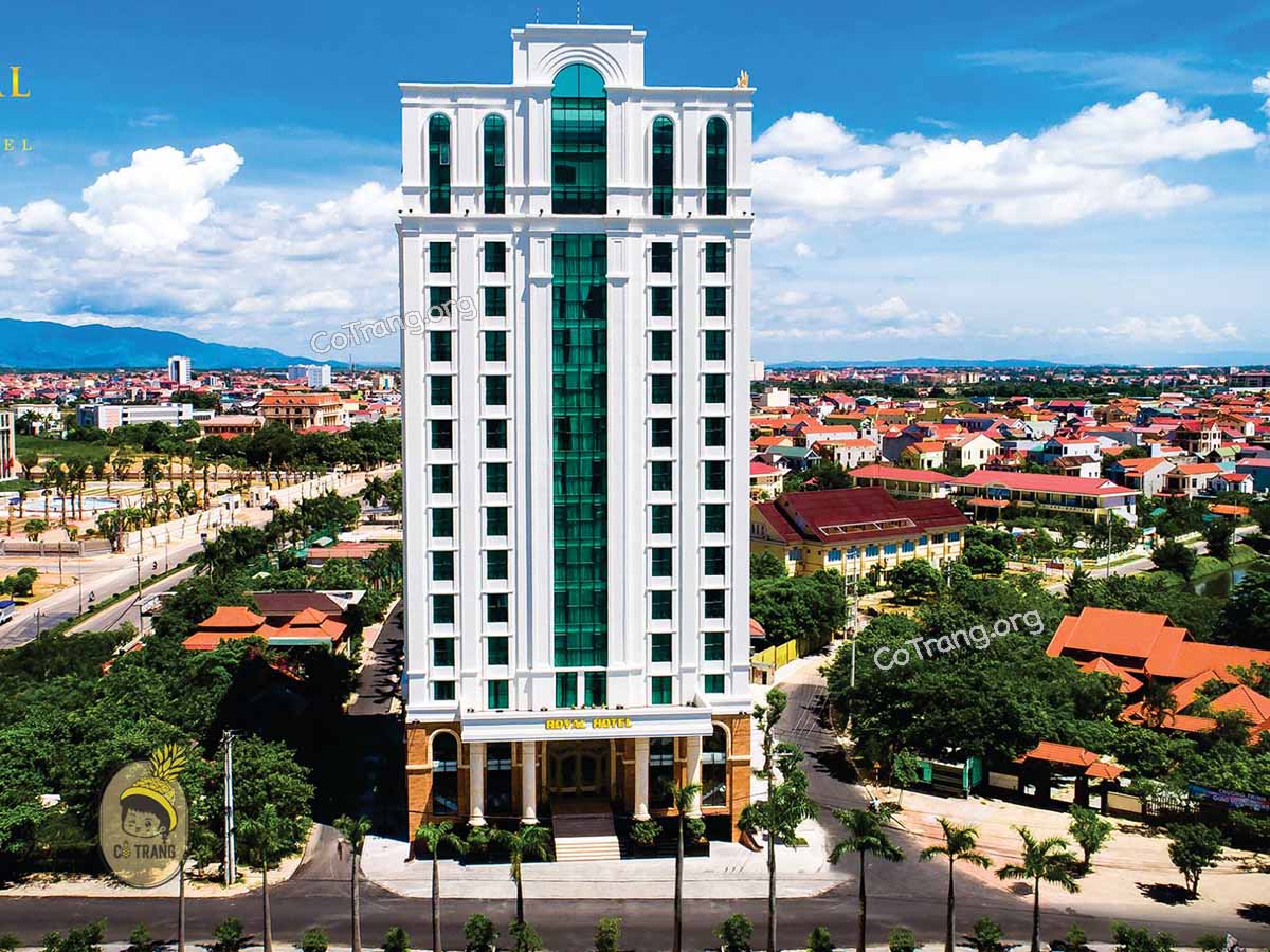 Royal Quang Binh Hotel - Khách sạn 4 Sao view hồ Hải Đình, giá phòng, review