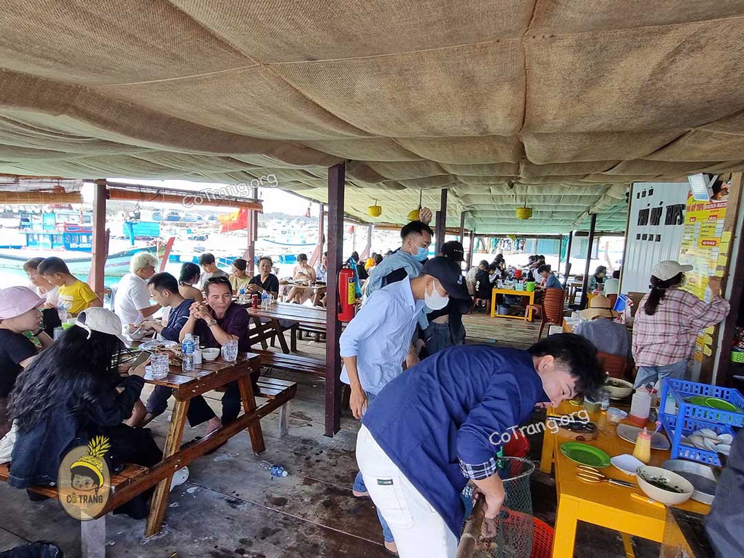 Bè hải sản Phú quý Trips - Lạch Dù, Long Hải, Phú Quý