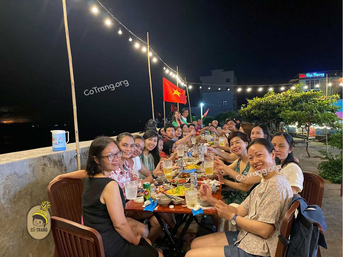 Menu tại quán Ốc Phú Quý 