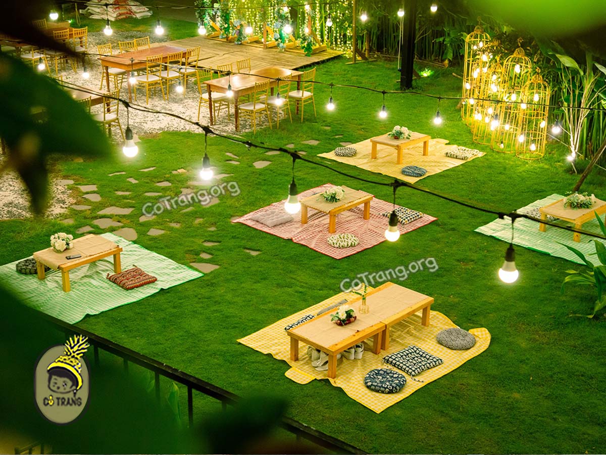 Không gian và món ăn thực tế tại A La Mer Restaurant Đà Nẵng