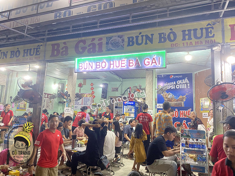 Không gian tại Bún Bò Huế Bà Gái