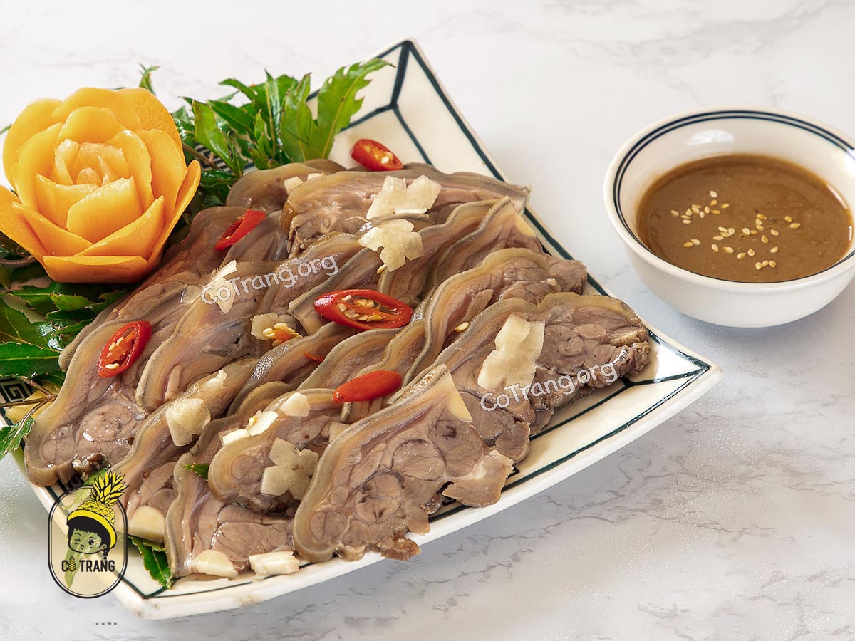 Không gian và món ăn tại Dê Chúa Đà Thành Đà Nẵng
