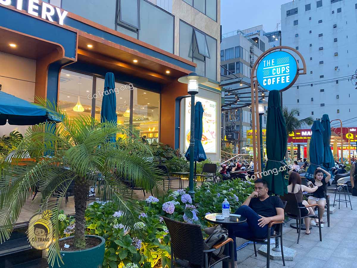 Không gian tại The Cups Coffee Đà Nẵng