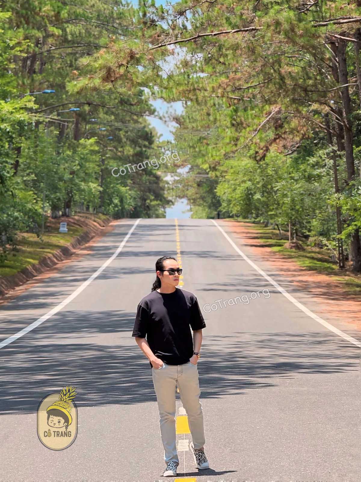 Góc Checkin tại Rừng Thông Măng Đen