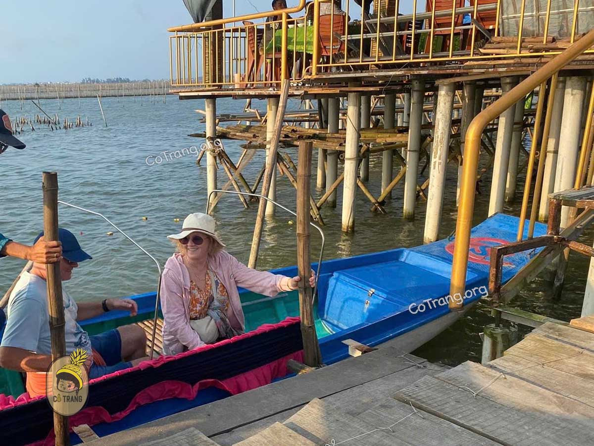 Không gian thực tế tại  Đầm Chuồn Huế 
