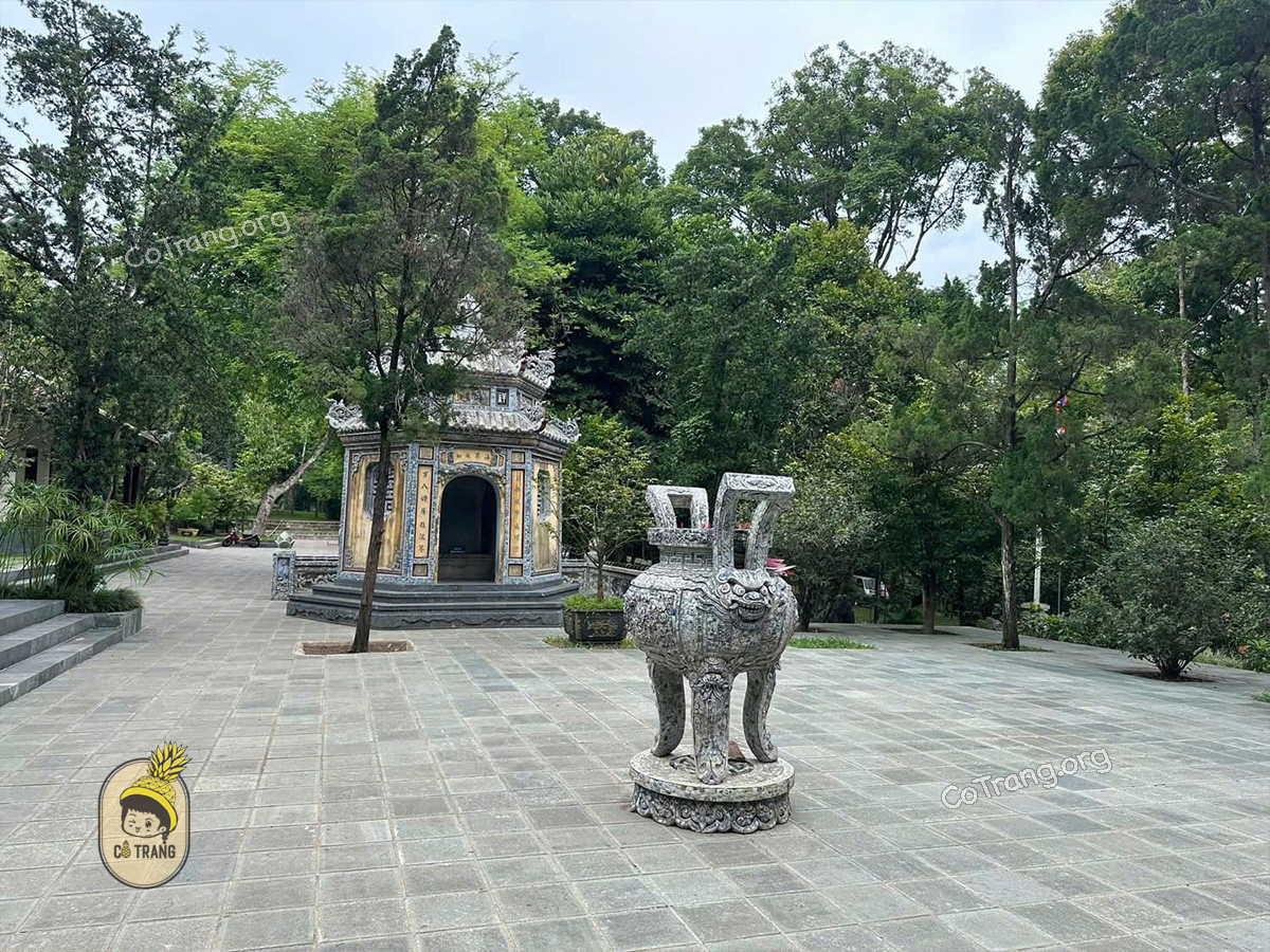 Vẻ đẹp tại Chùa Từ Hiếu - Huế (ảnh sưu tầm)