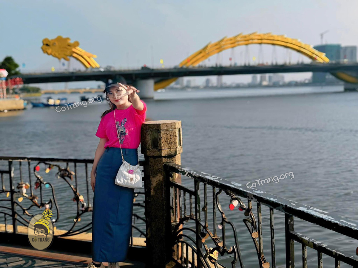 Góc sống ảo cực chill tại Cầu Rồng Đà Nẵng (ảnh sưu tầm)