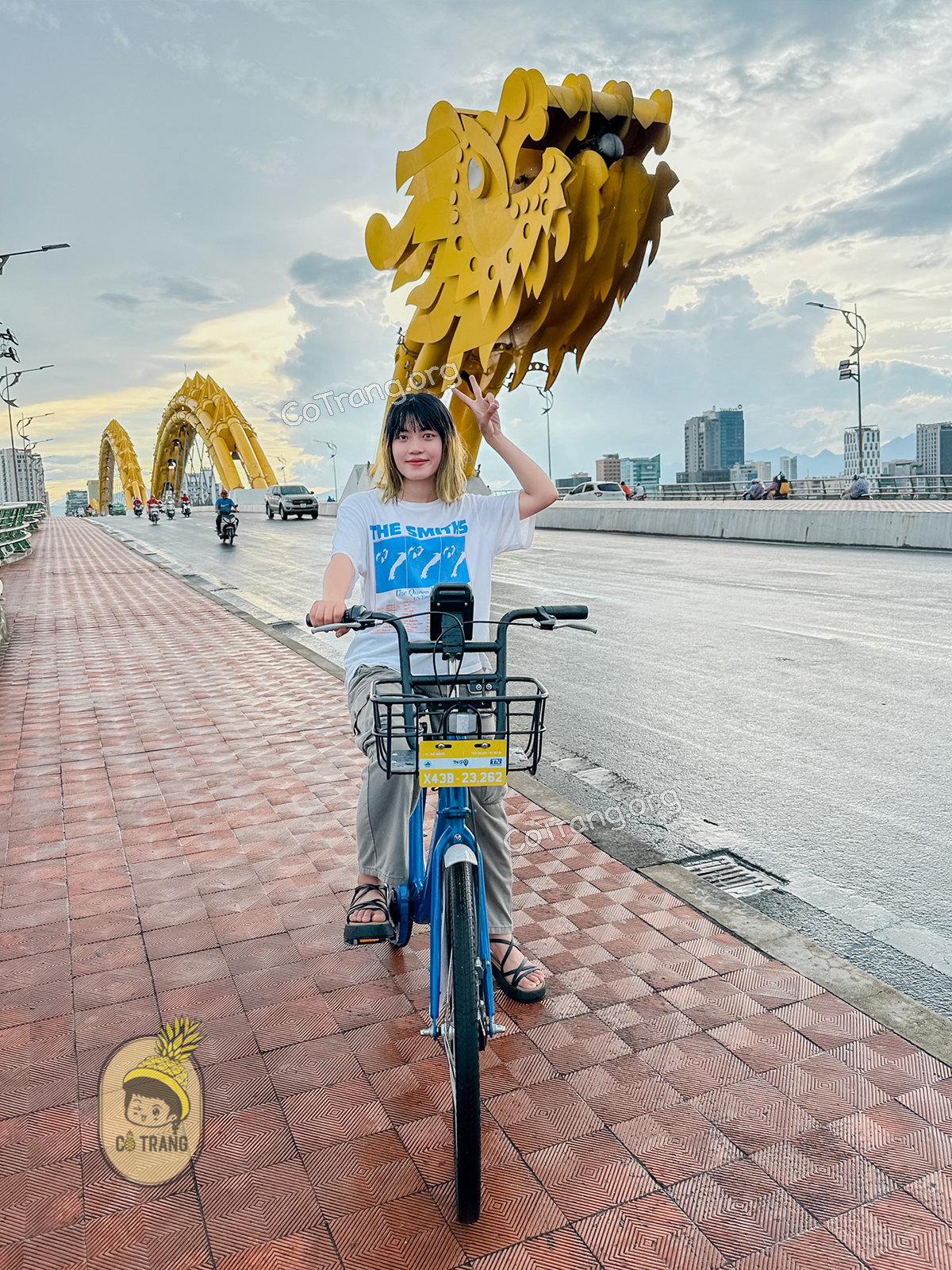 Góc sống ảo cực chill tại Cầu Rồng Đà Nẵng (ảnh sưu tầm)