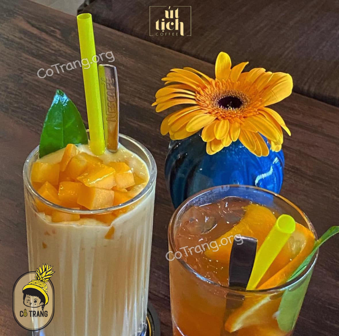 Không gian đồ uống thực tế tại Út Tịch Cafe