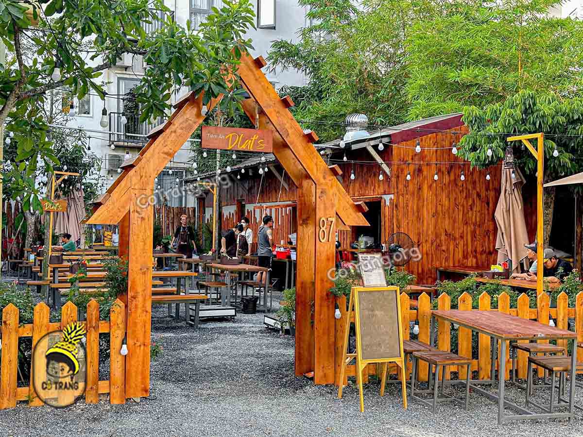 Tiệm Ăn D'Lats Đà Nẵng  - Góc Đà Lạt Nhẹ Nhàng, Menu, Review