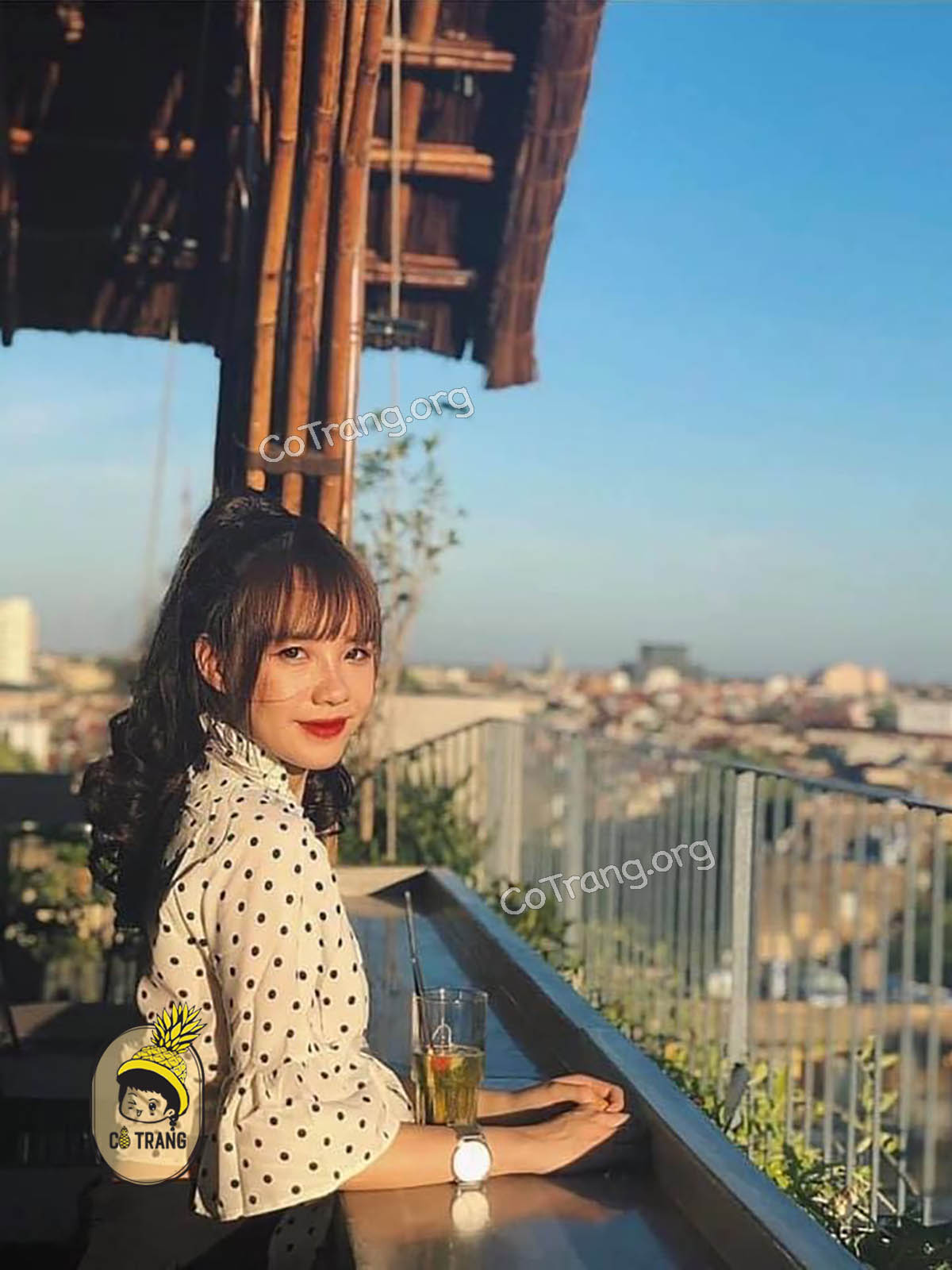 Menu Thực đơn và góc checkin tại Nocenco Cafe Vinh