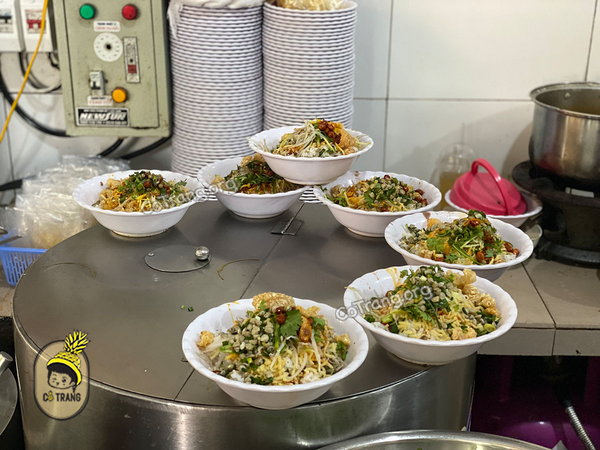 Quán Bà Hoà - 11A Trương Định