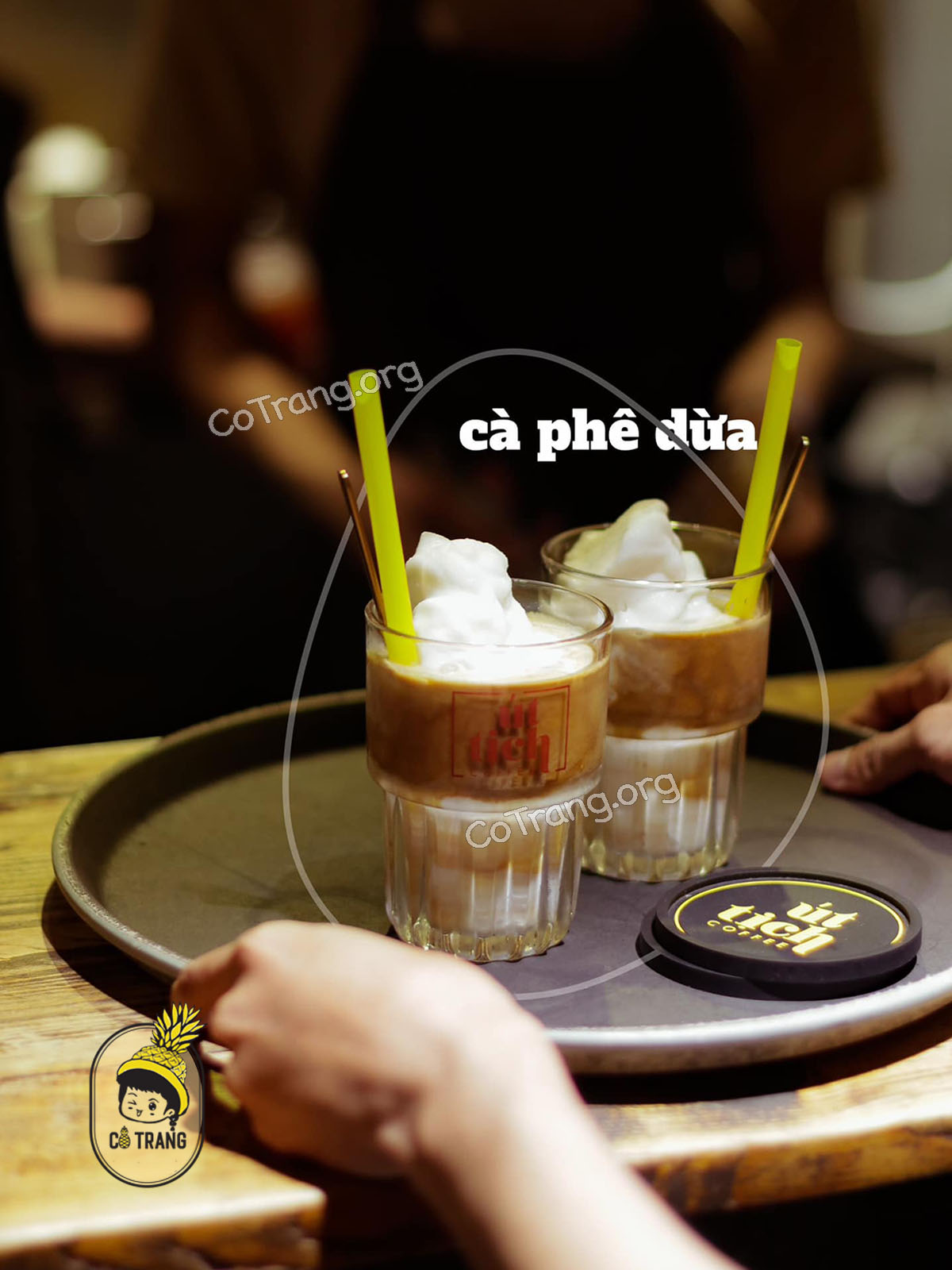 Không gian đồ uống thực tế tại Út Tịch Cafe