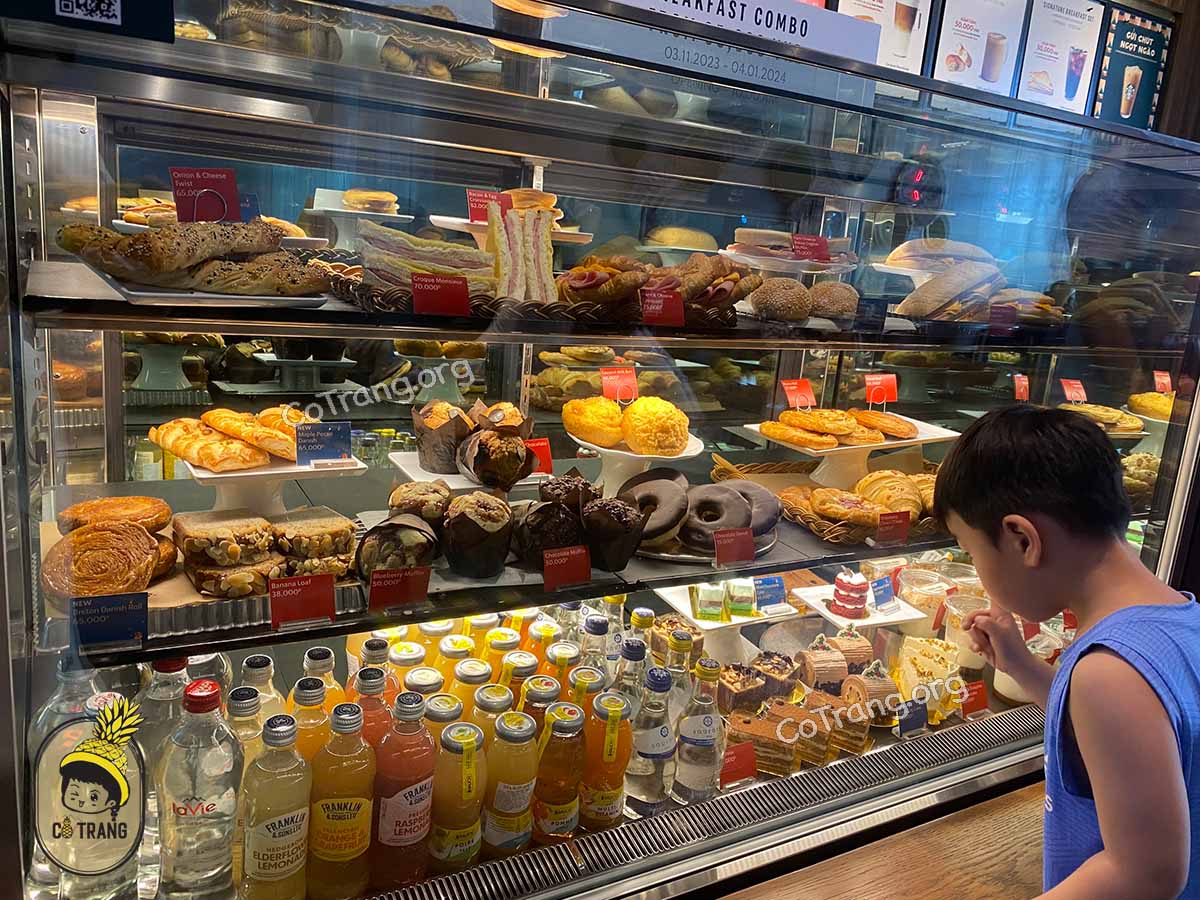Starbucks VinCom Đà Nẵng - 910 Ngô Quyền