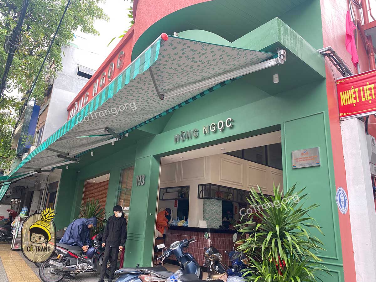 Không gian và món ăn thực tế tại Nhà Hàng Hồng Ngọc Đà Nẵng