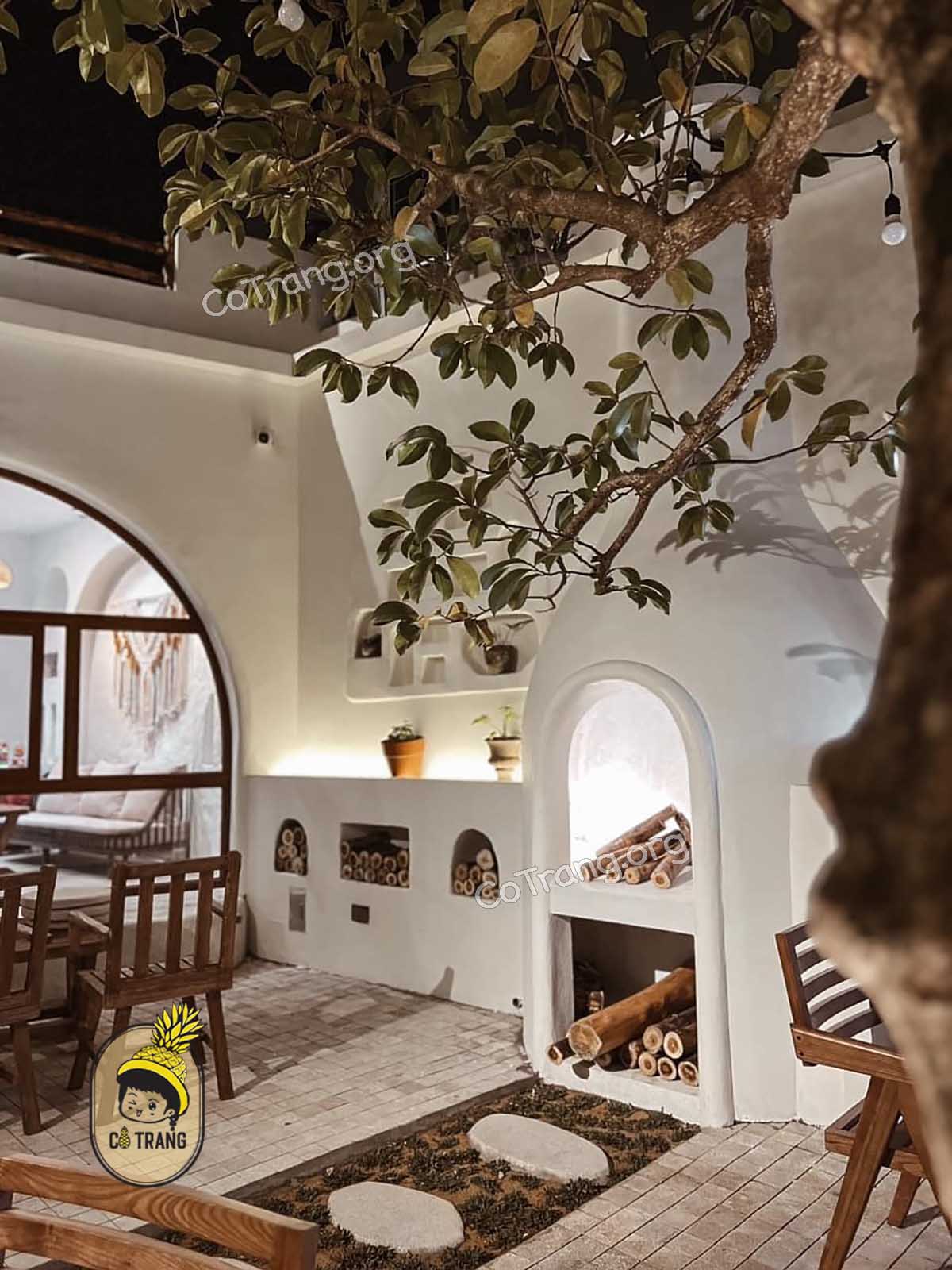 Không gian thực tế tại Him Coffee Vinh