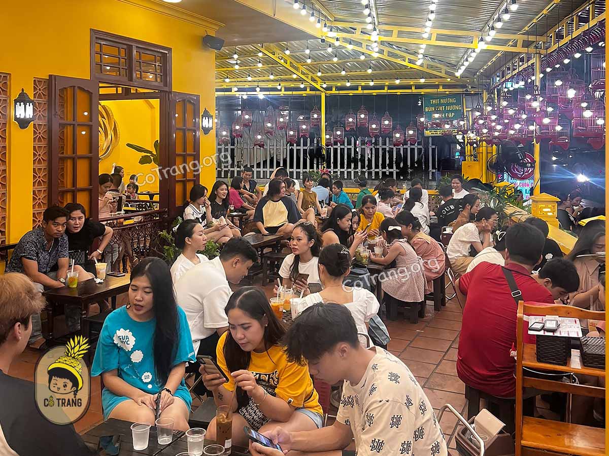 Không gian thực tế tại Trà Sữa Bông Hội An