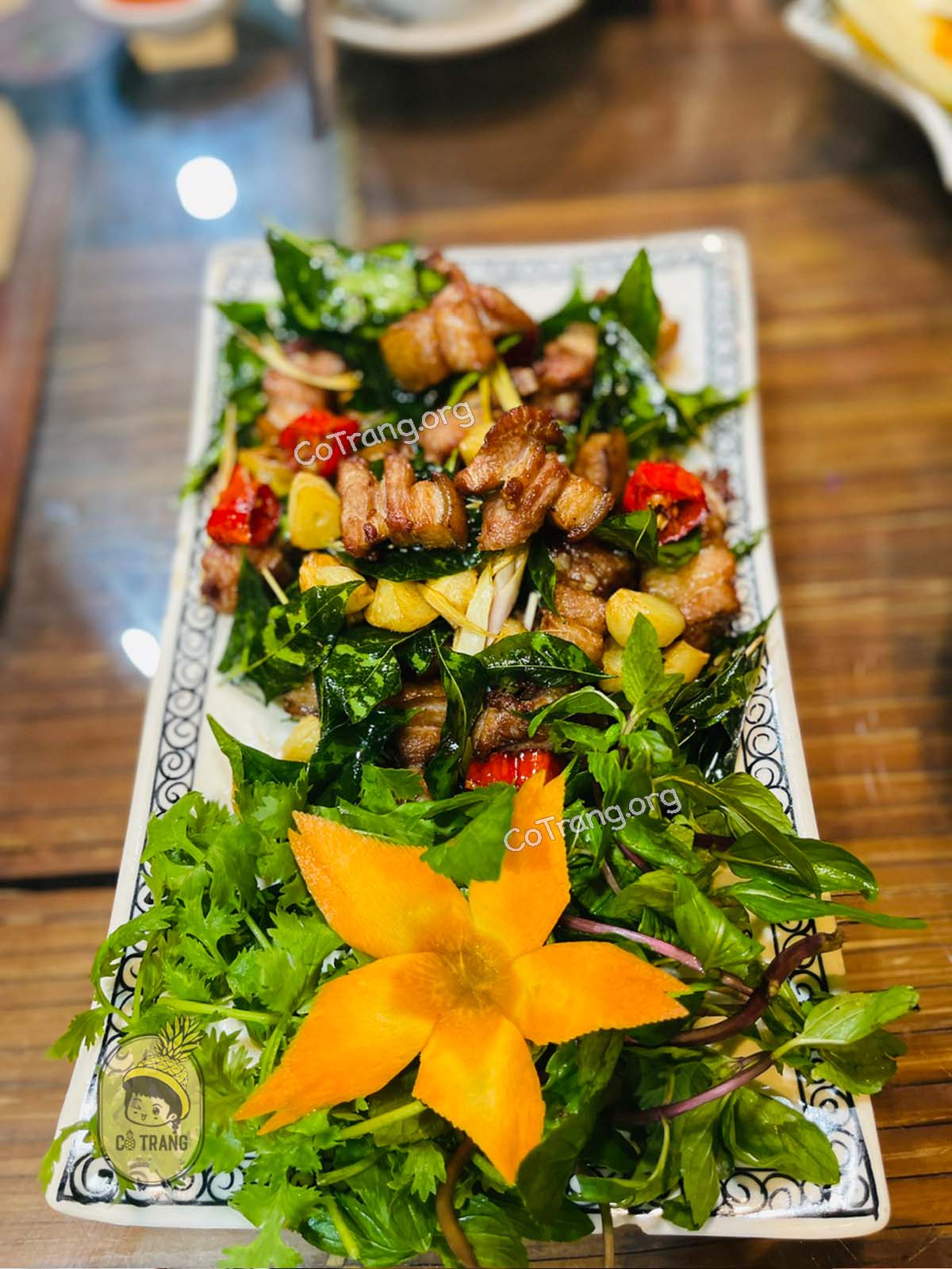 Menu món ăn tại Tả Van Quán ở Vinh