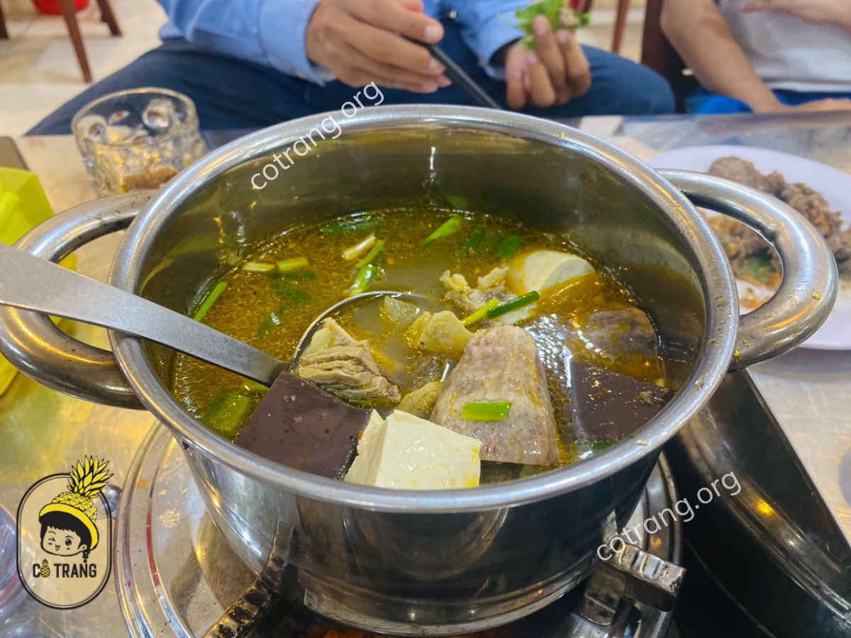 Lẩu Bò Học Đà Nẵng - 386 đường 2 tháng 9