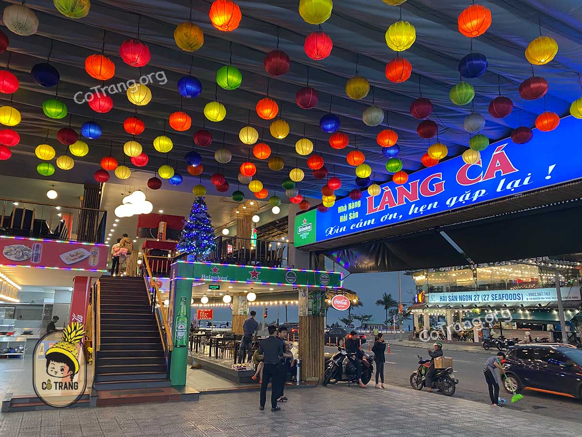 Không gian và món ăn tại Nhà Hàng Làng Cá Đà Nẵng