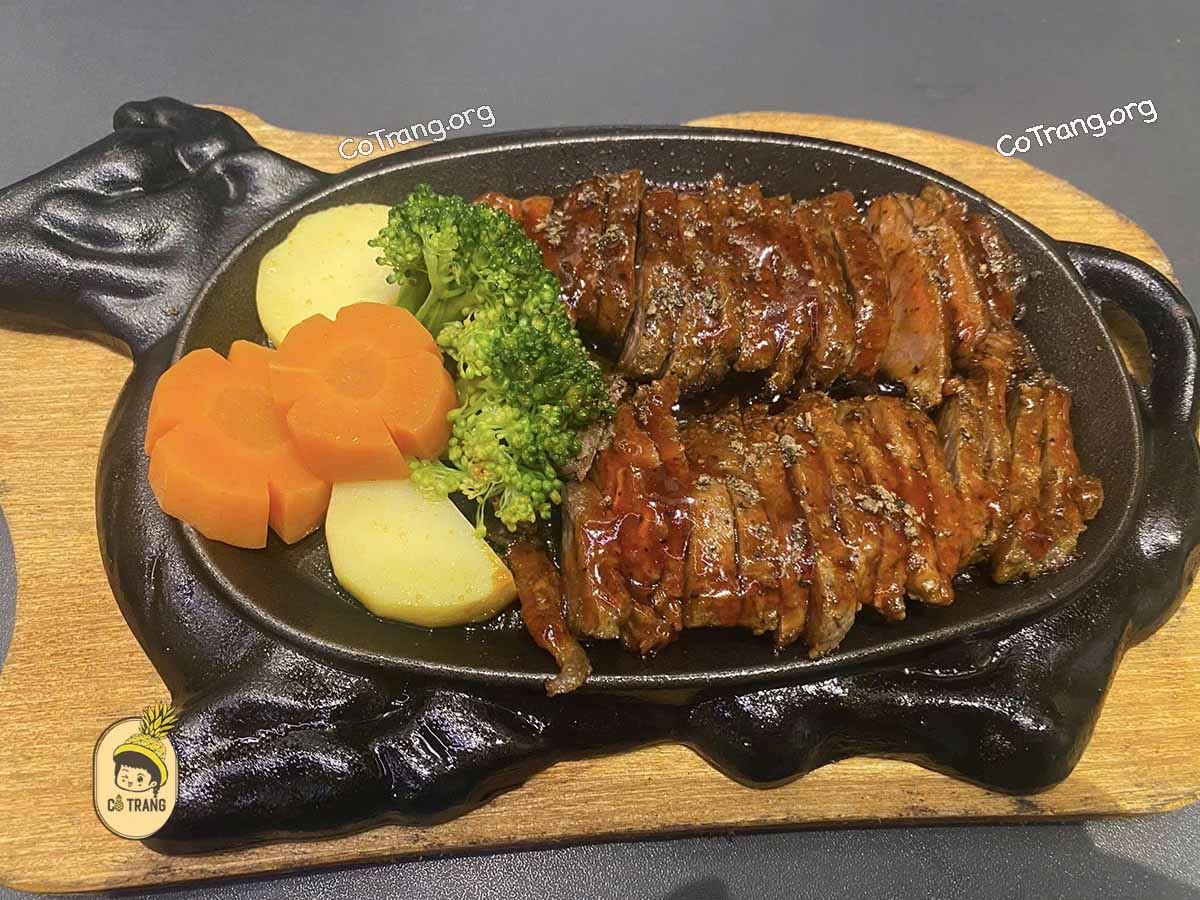 Các Món Ăn Tại Nhà Hàng Ý Monta, Đồng Hới