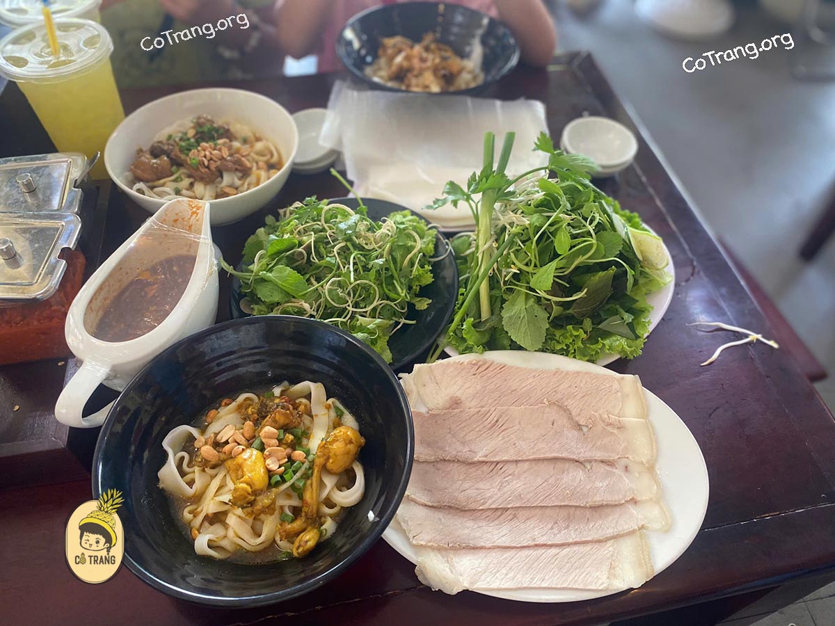 Mì Quảng Quê Xưa Đà Nẵng - Quán Mì Quảng chuẩn ngon và đông khách, menu, review