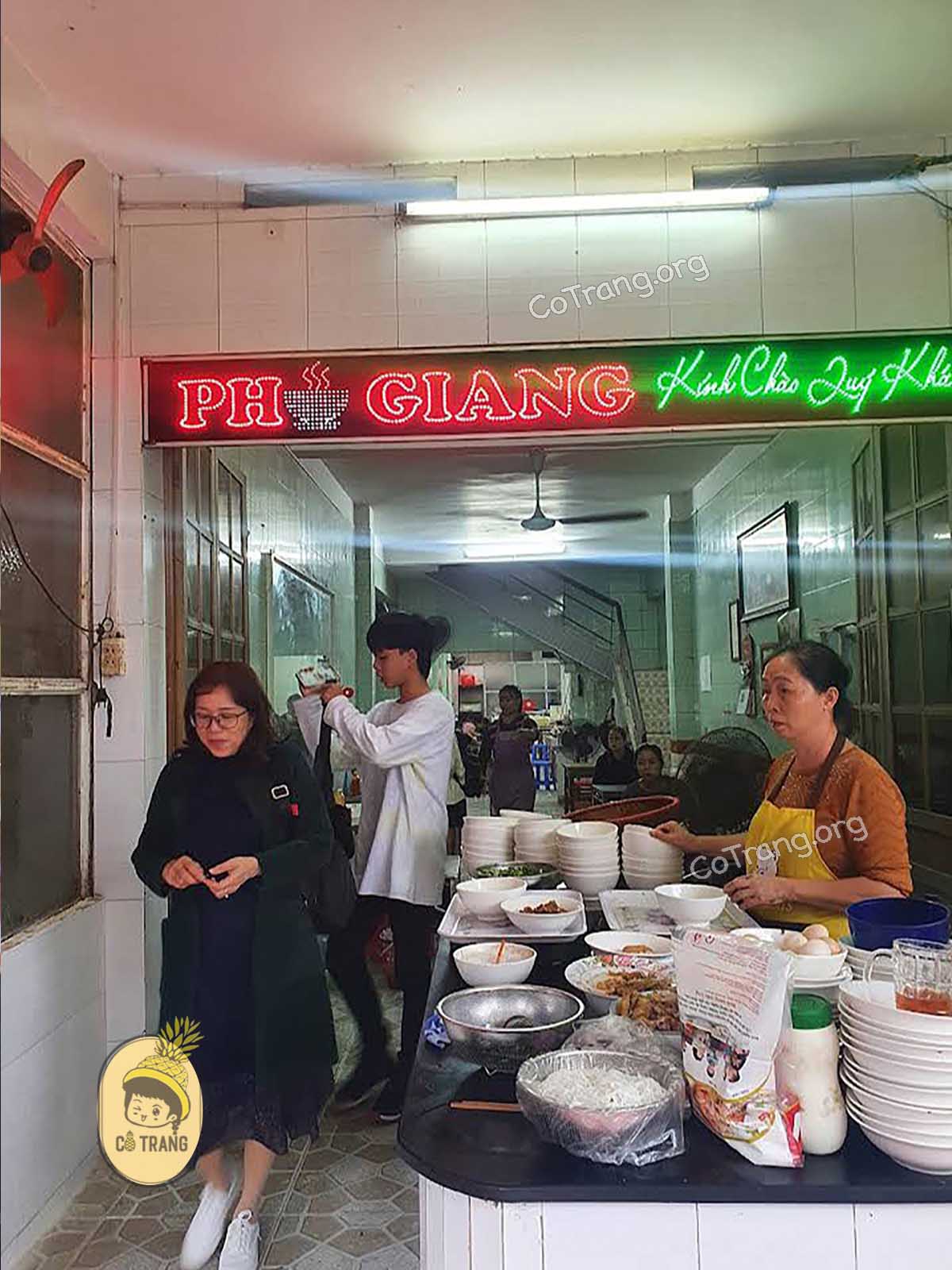 Không gian thực tế tại Phở Giang - Hà Giang