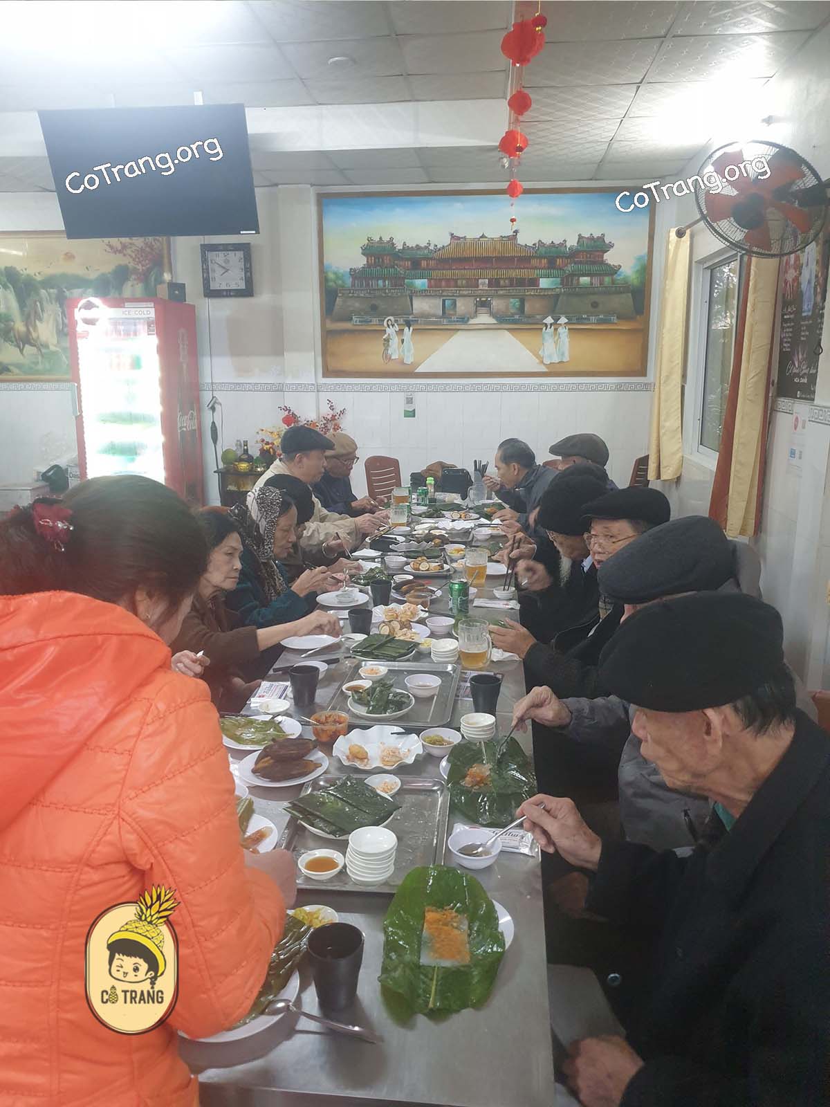 Menu và Không gian tại Bánh Bèo Nậm Lọc Huế Xưa, Huế