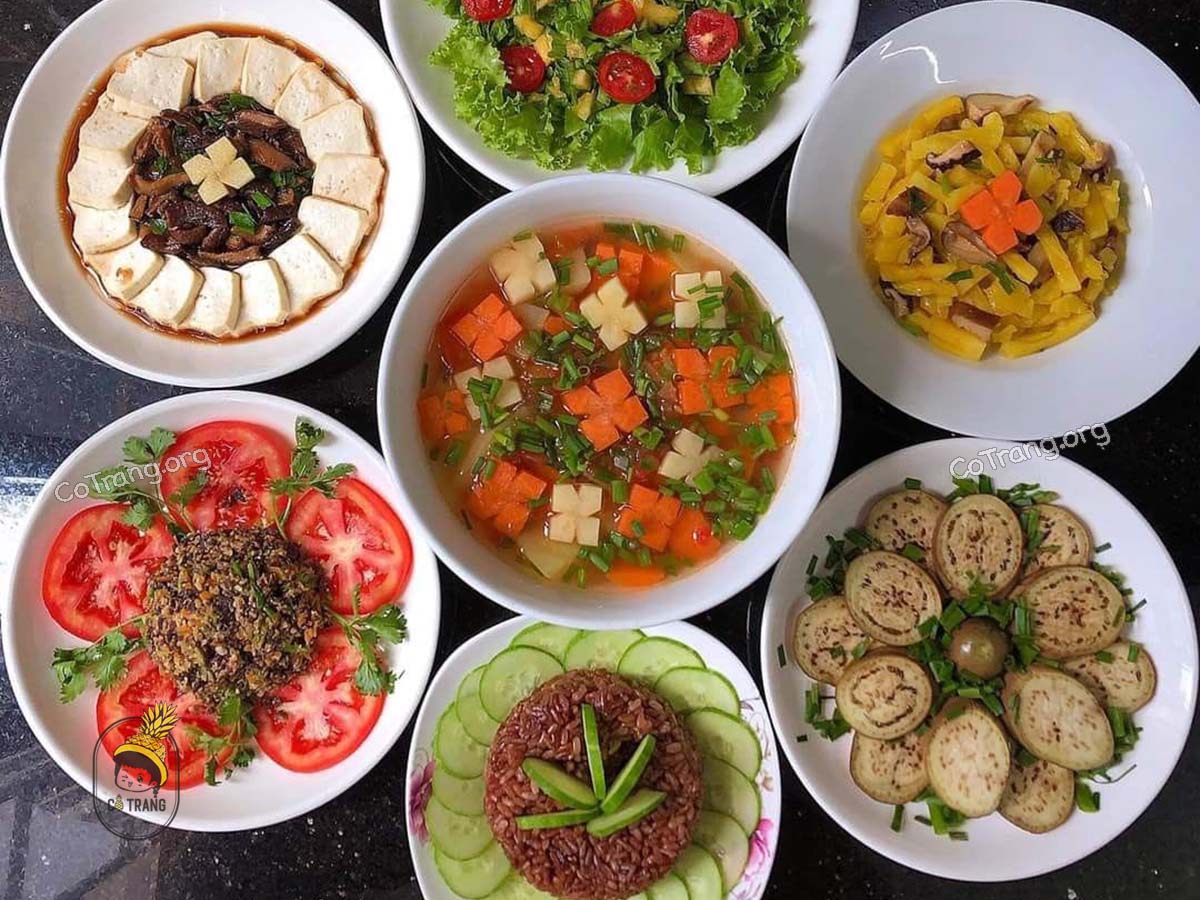 Nhà hàng chay Bồ Đề - số 11 Lê Lợi, Huế