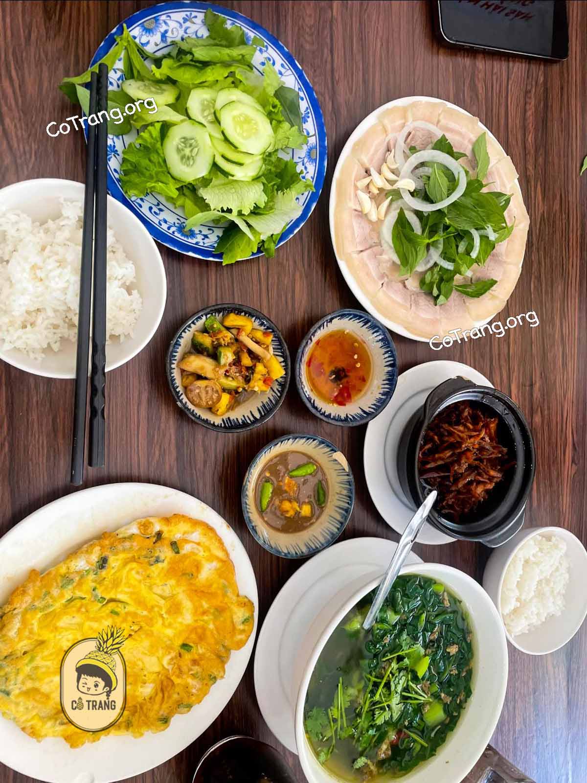 Tiệm Cơm Dũng Cây Gòn - 13 Quang Trung, Quảng Ngãi