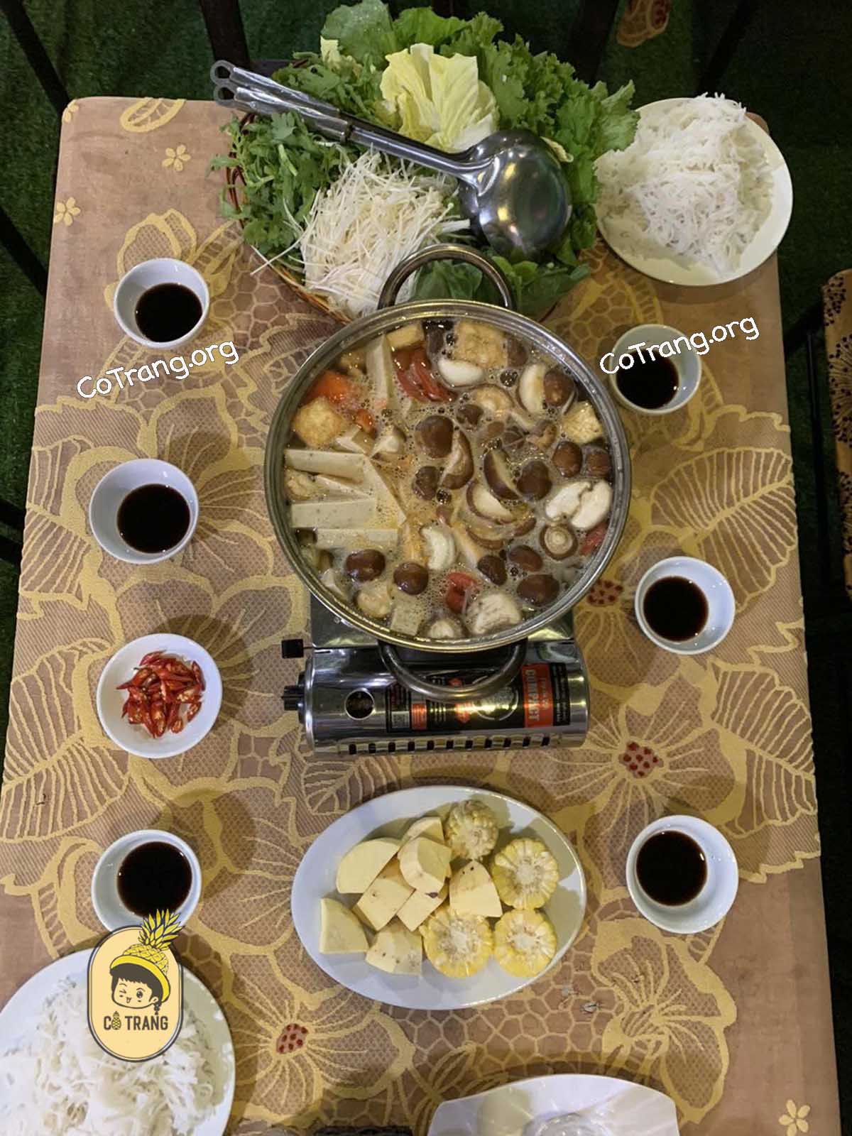 Menu Và Các Món Ăn Tại Quán Chay Bồ Đề, Vinh, Nghệ An
