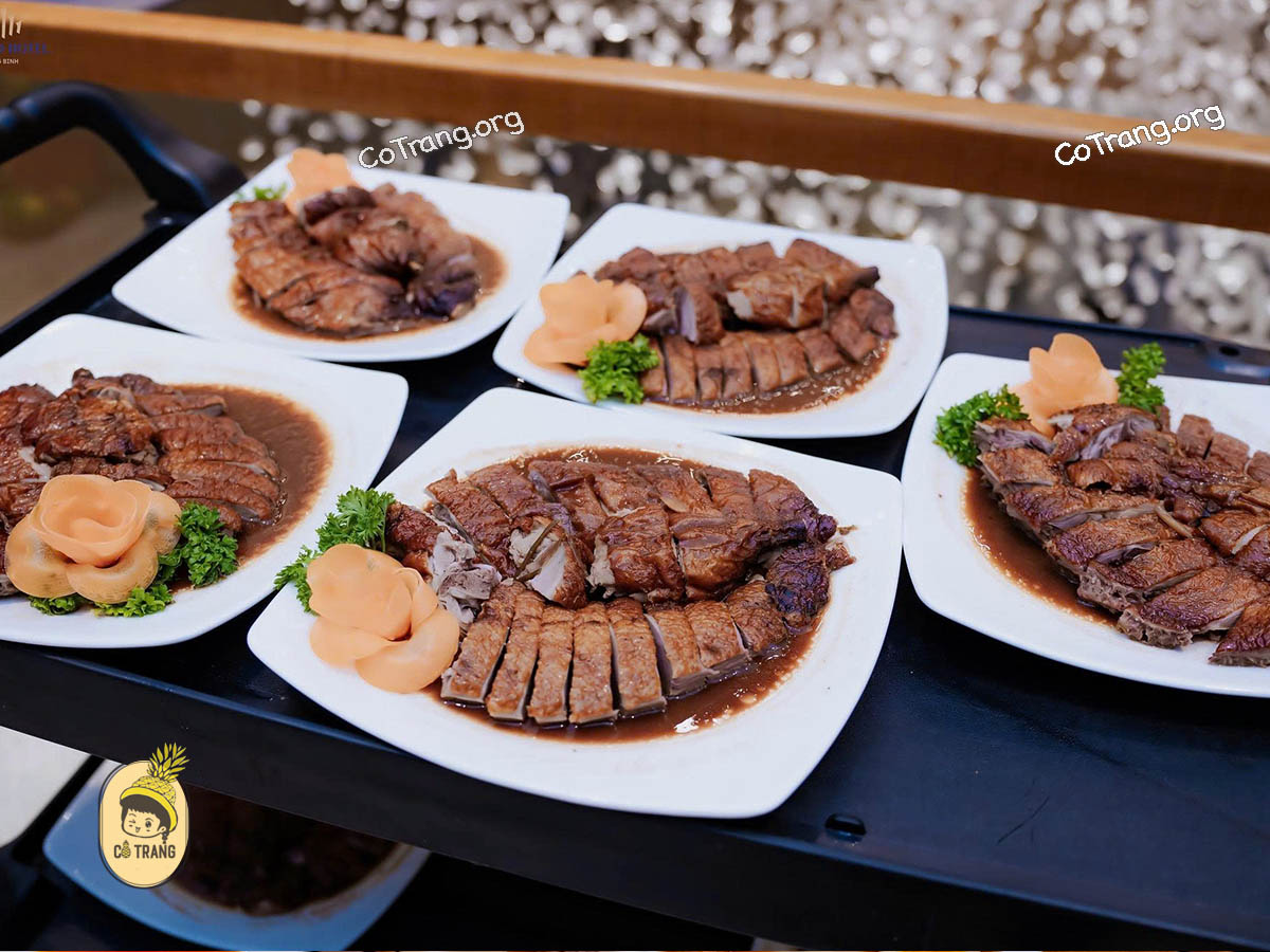 Các Món Ăn Tại Poseido Hotel, Quảng Bình