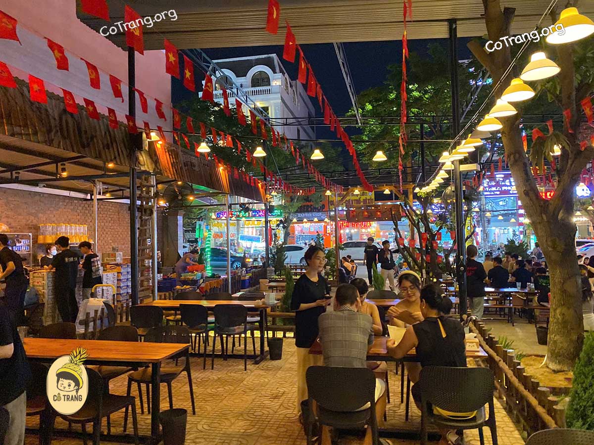 Không Gian Thực Tế Tại Quán Cậu Cả, Đà Nẵng