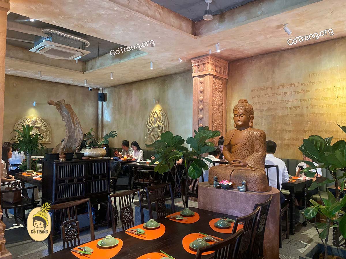 Không Gian Thực Tế Tại Maha Vegetariano, Đà Nẵng