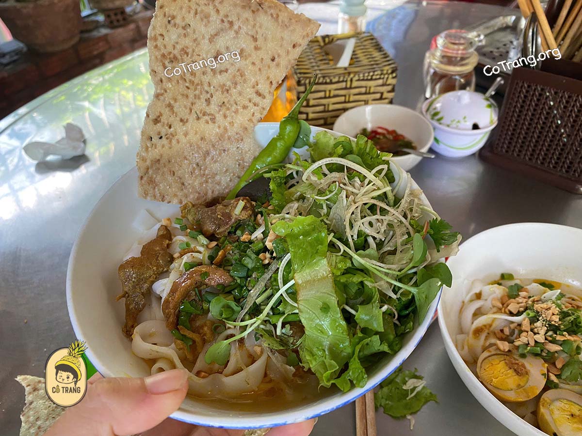 Menu Và Các Món Ăn Tại Mì Quảng Giao Thủy, Đà Nẵng