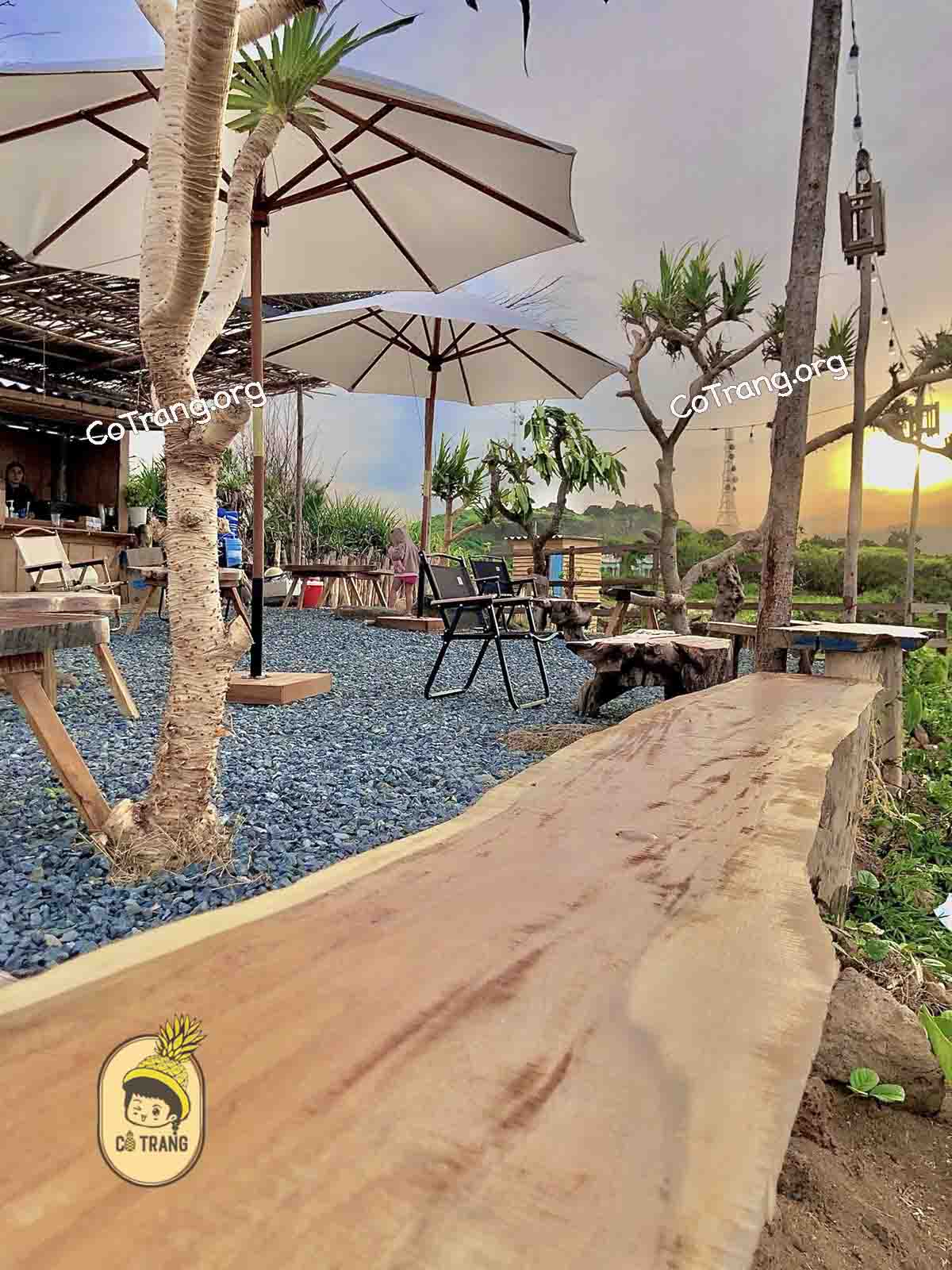 Thủy Triều Cafe & Tea - biển Triều Dương, Đảo Phú Quý