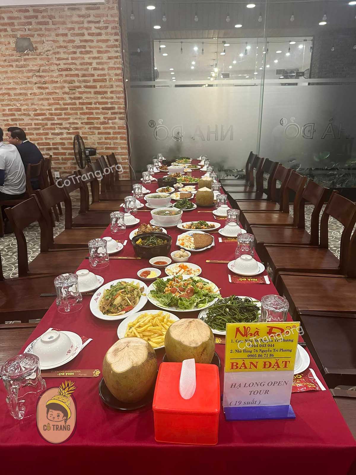 Không gian thực tế tại Cơm Niêu Nhà Đỏ Đà Nẵng