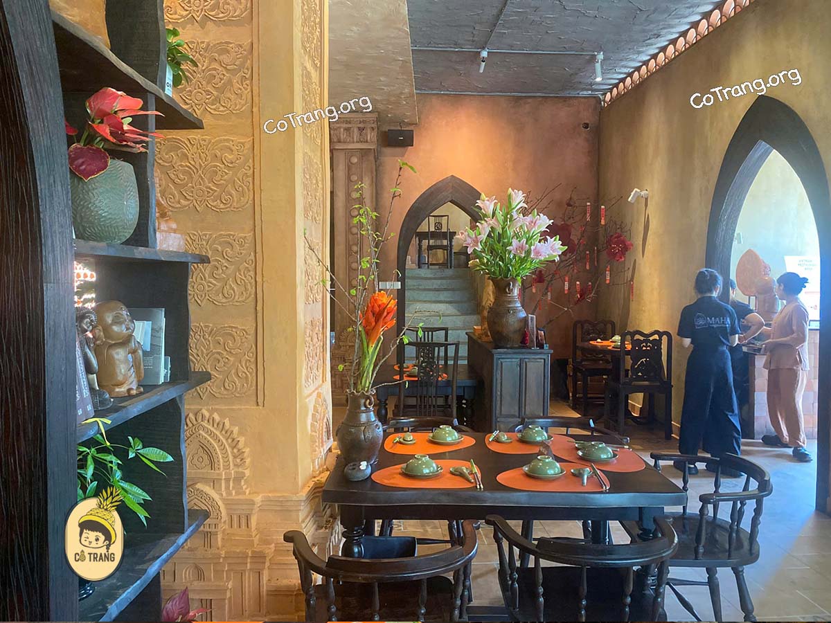 Không Gian Thực Tế Tại Maha Vegetariano, Đà Nẵng