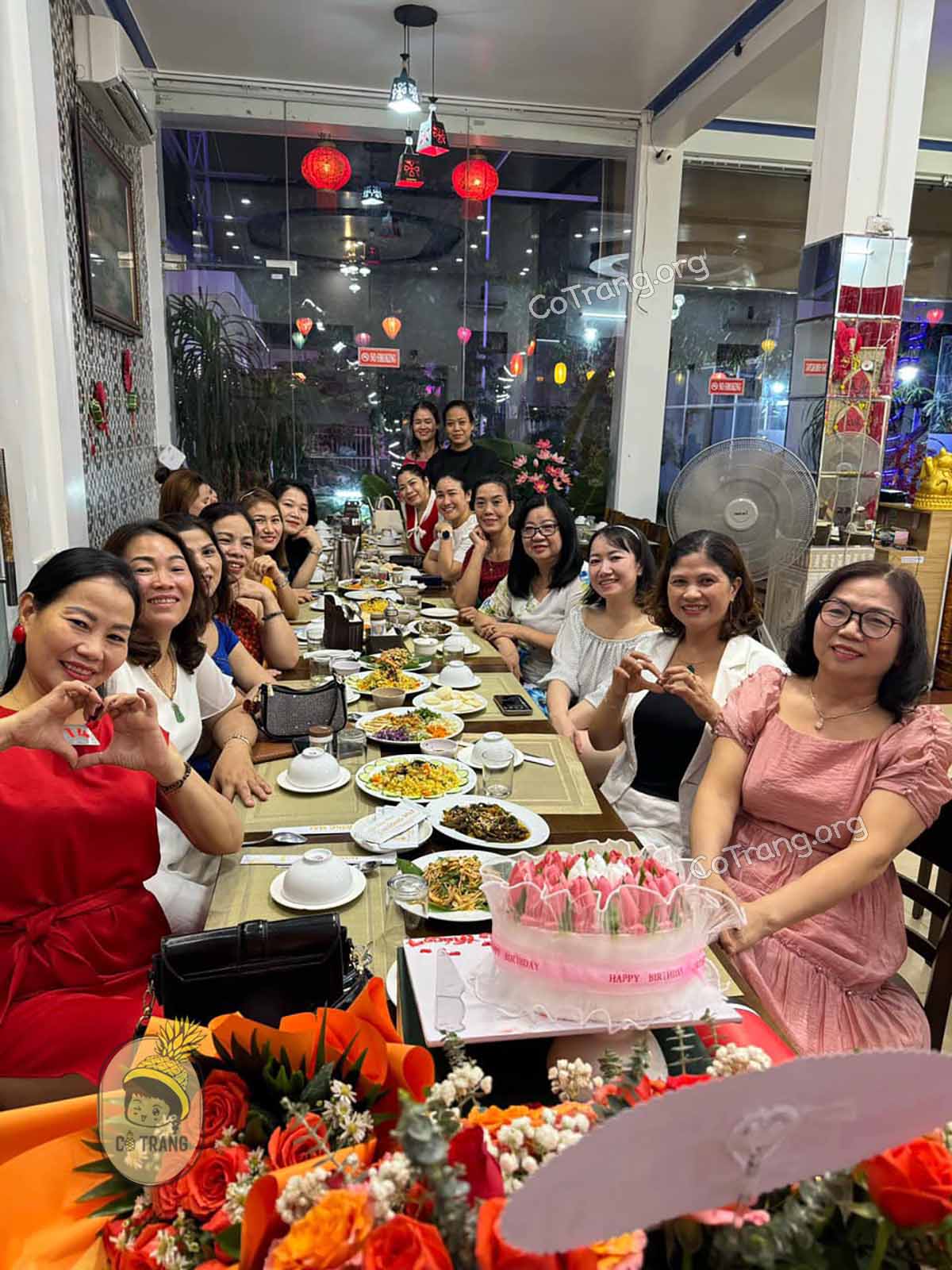 Khôn gian tại Nhà Hàng Chay Hương Mai Huế