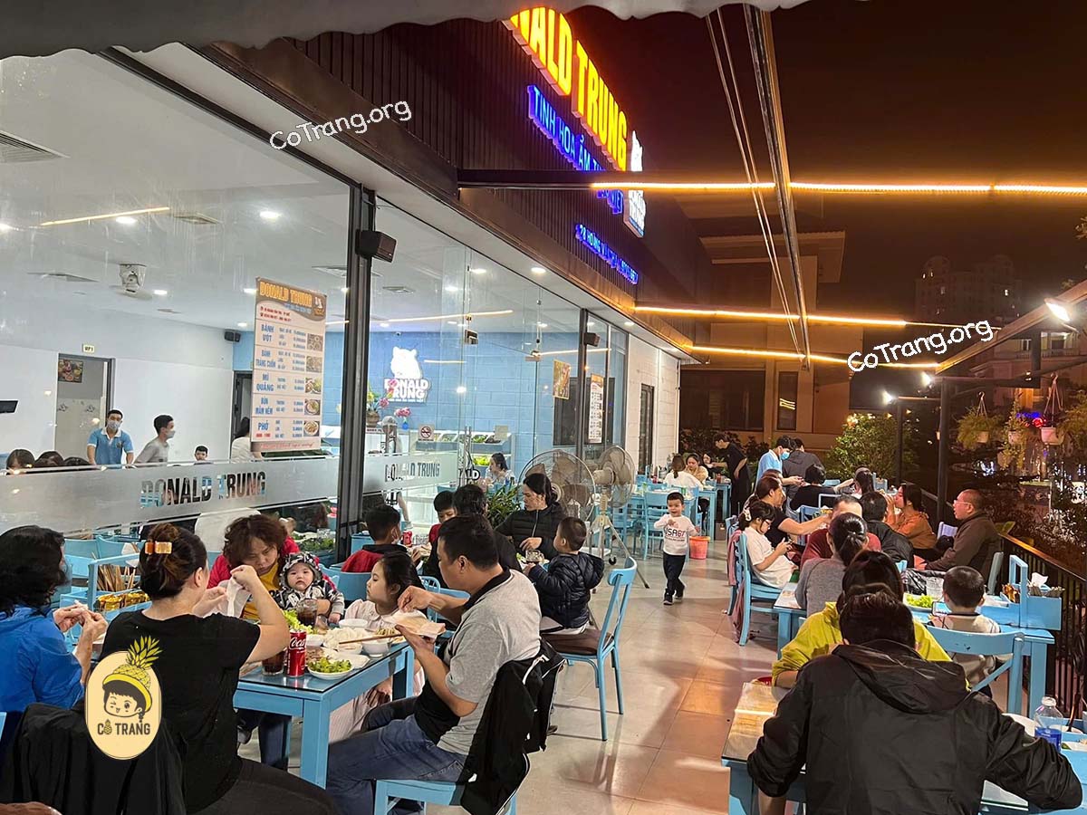 Không Gian Thực Tế Tại Donald Trung, Huế