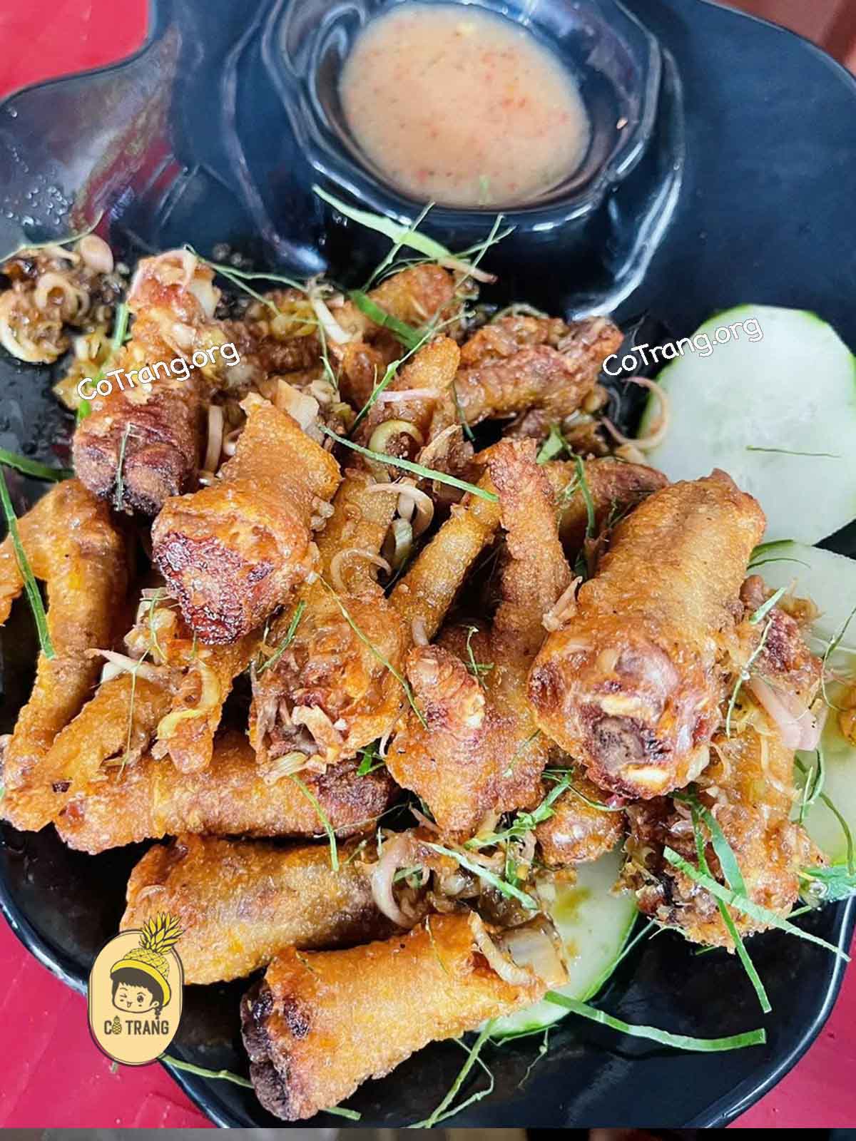 Menu Và Các Món Ăn Tại Ốc Cây Sung, Đồng Hới