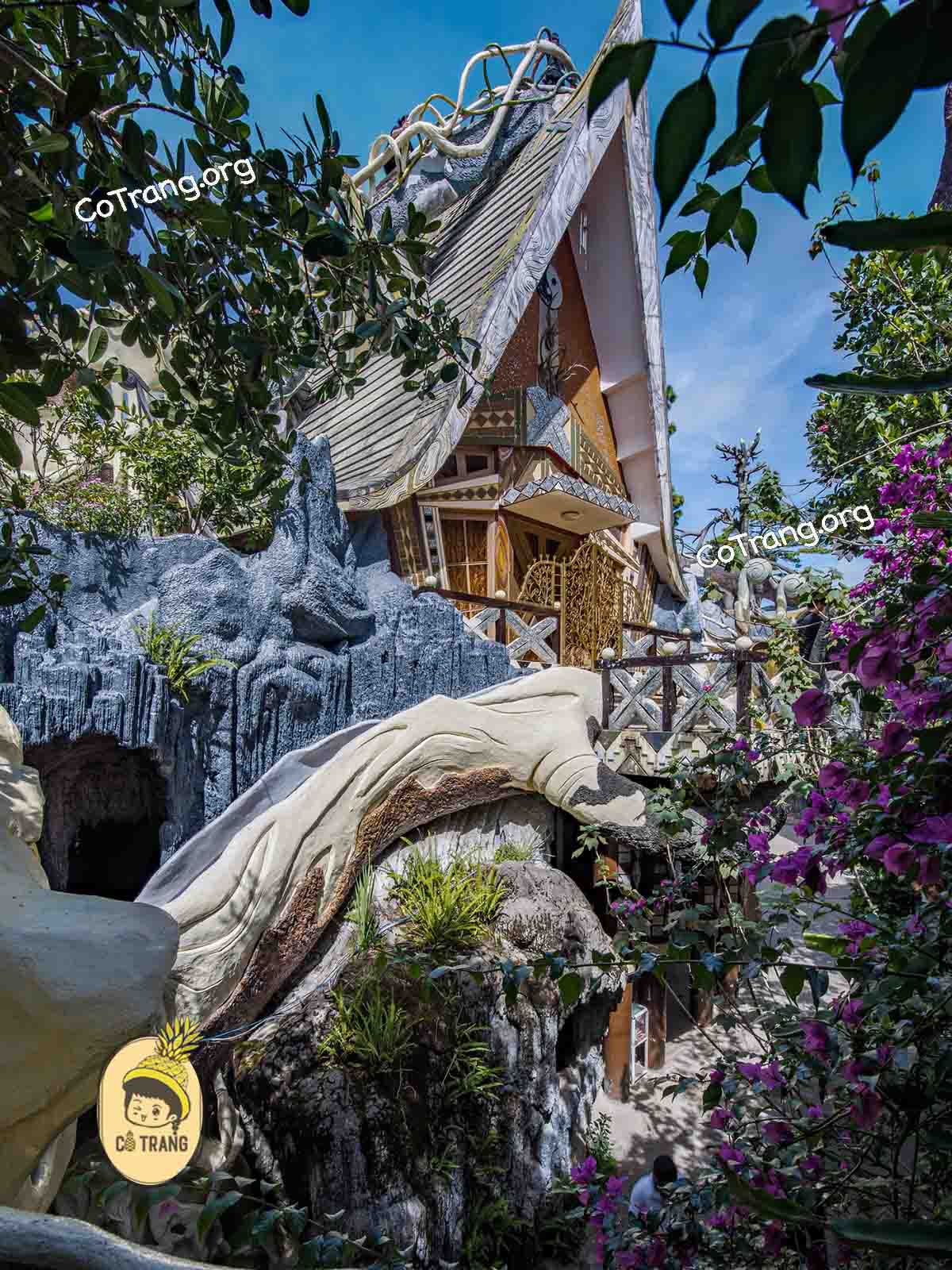 Không Gian Thực Tế tại Crazy House Đà Lạt