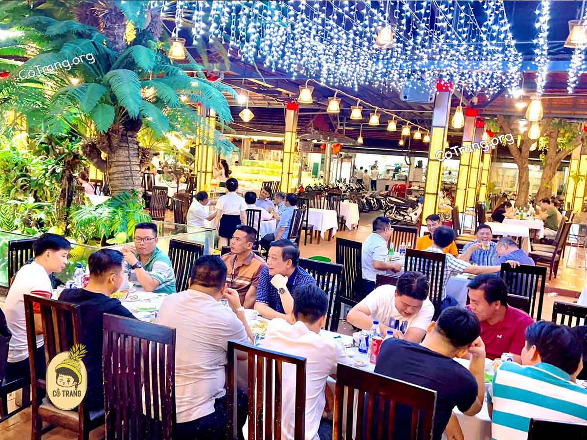 Nhà hàng Tuấn Mập Sài Gòn  - Nhà hàng hải sản ngon và đông khách tại Quảng Ngãi