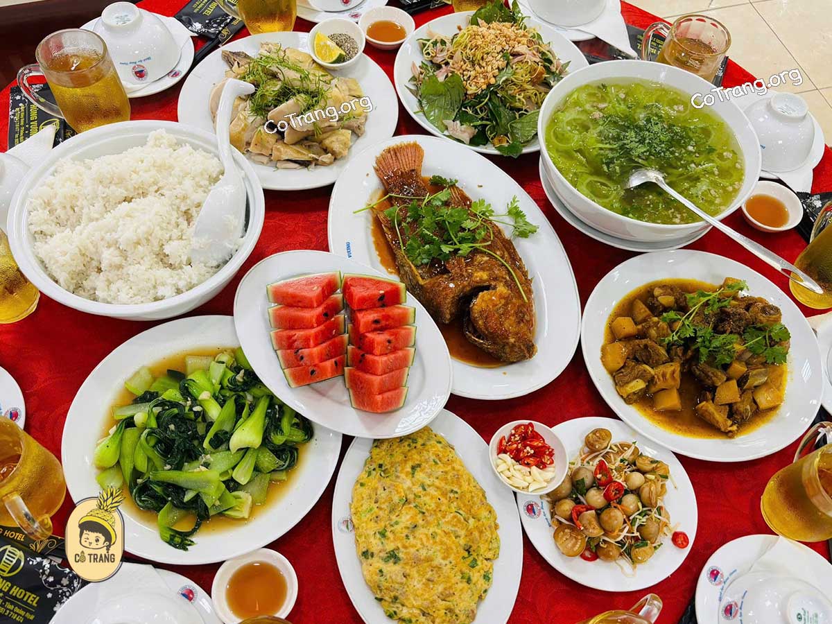 Khách Sạn Hùng Vương - 45 Hùng Vương, Quảng Ngãi