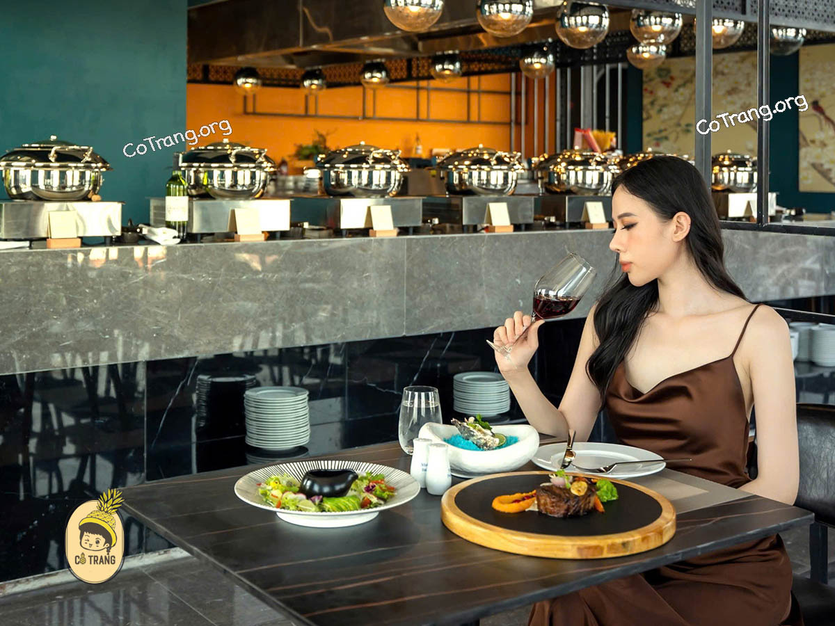Các Món Ăn Tại Khách Sạn La Vela Huế