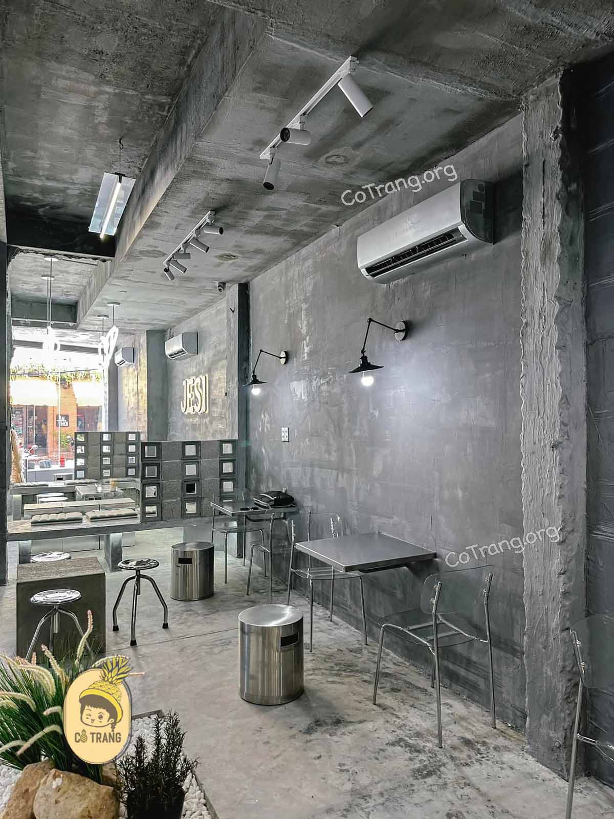 Jusi Fruit & Cafe - 2A Ngô Đức Kế, Nha Trang