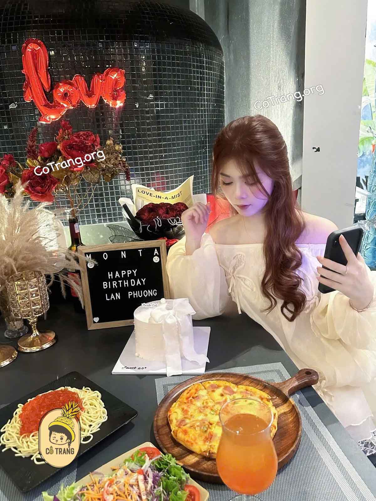 Không Gian Thực Tế Tại Nhà Hàng Ý Monta, Đồng Hới